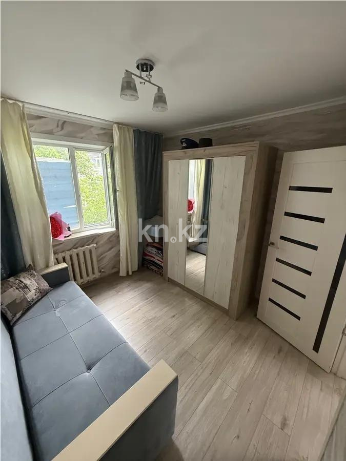 Продажа 3-комнатной квартиры, 48 м², ул. 6-й мик-н, дом  3 - Продажа квартир в Темиртау фото 1 из 5