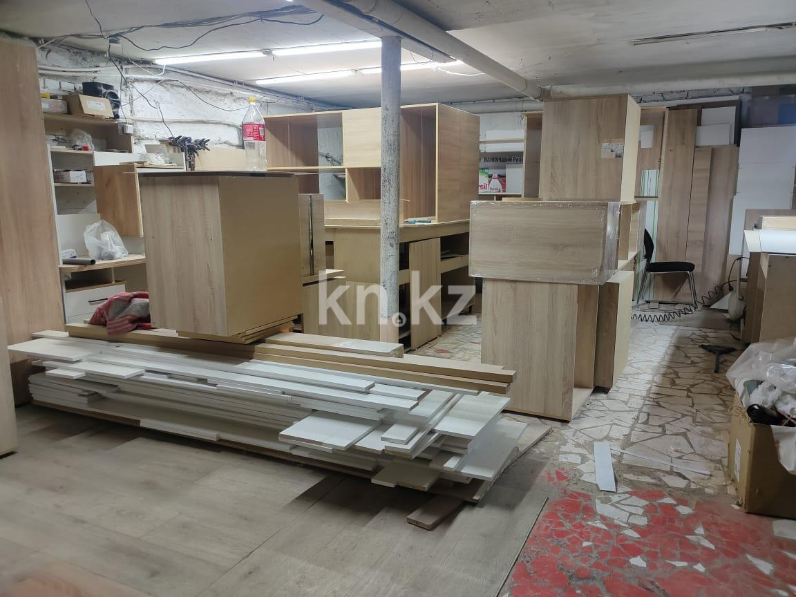 Продажа 10-комнатного дома, 650 м², ул. Джалиля - Продажа домов, коттеджей в Караганде с фото фото 31 из 35