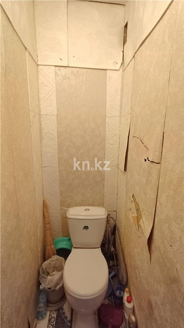 Продажа 3-комнатной квартиры, 61 м², мкр-н 14 в Караганде - фото 9