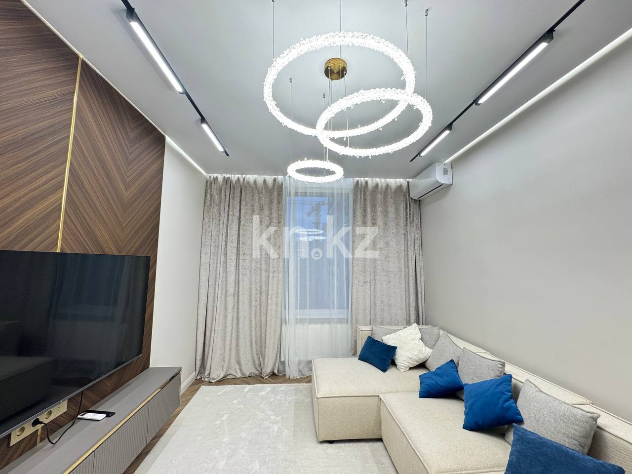 Аренда 2-комнатной квартиры, 55 м², ул. Достык, дом  8 - район Байтерека - Аренда квартир помесячно в Казахстане фото 2 из 26