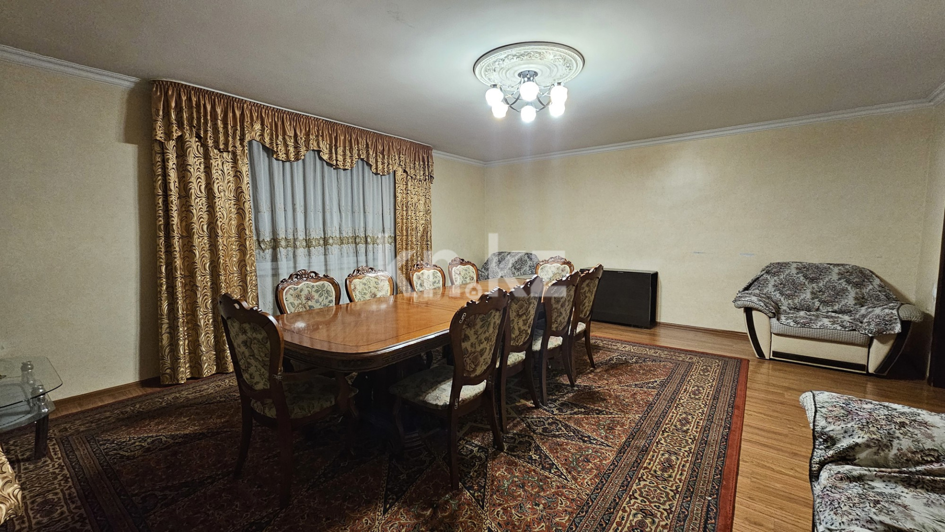 Продажа 7-комнатного дома, 250 м² в Алматы - фото 3