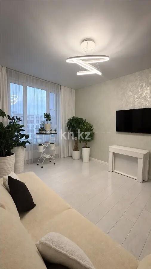 Продажа 3-комнатной квартиры, 97.8 м² в Астане