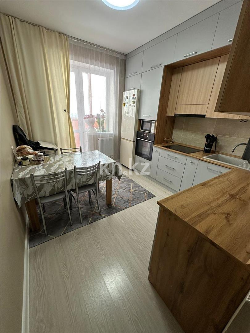 Продажа 2-комнатной квартиры, 70 м², ул. Момышулы - Продажа  двухкомнатных квартир в Караганде фото 5 из 9