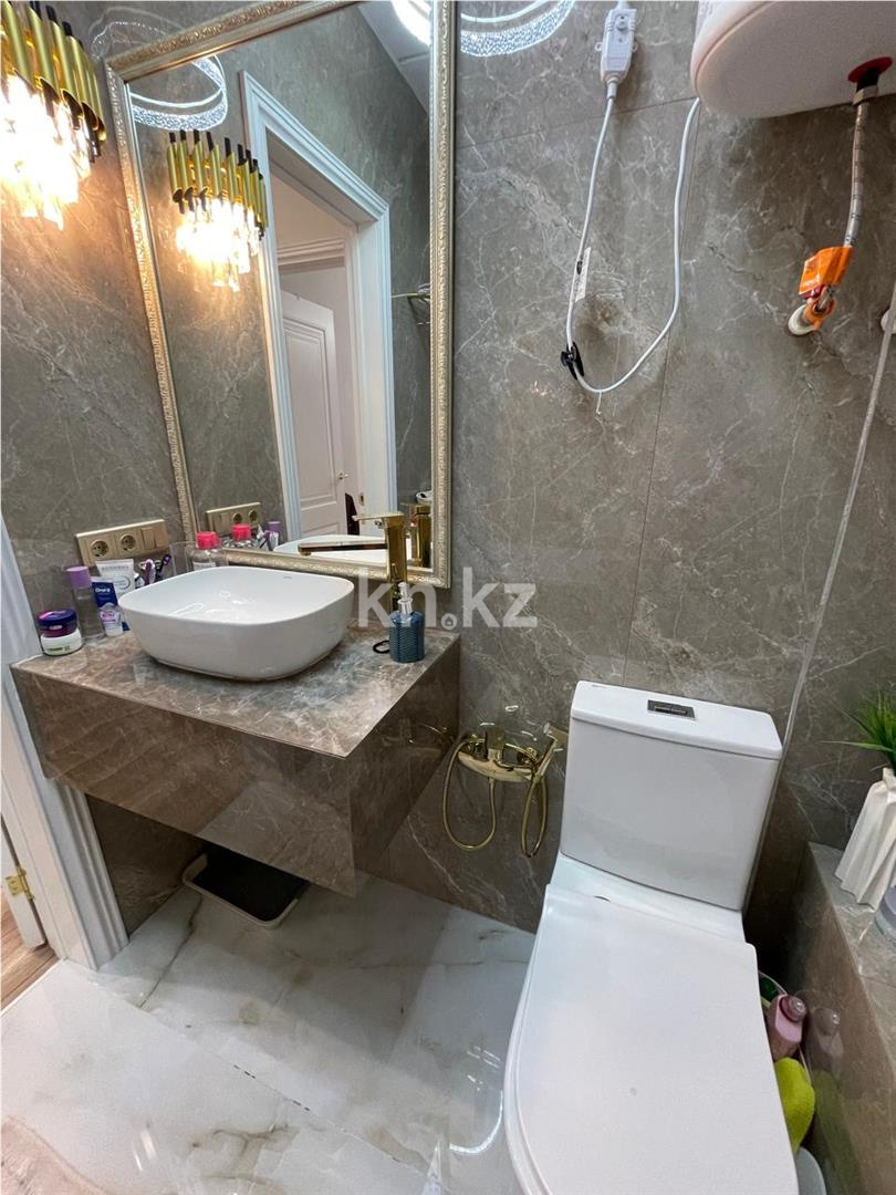 Продажа 2-комнатной квартиры, 62 м² - Продажа квартир в Караганде - страница 2 фото 8 из 14