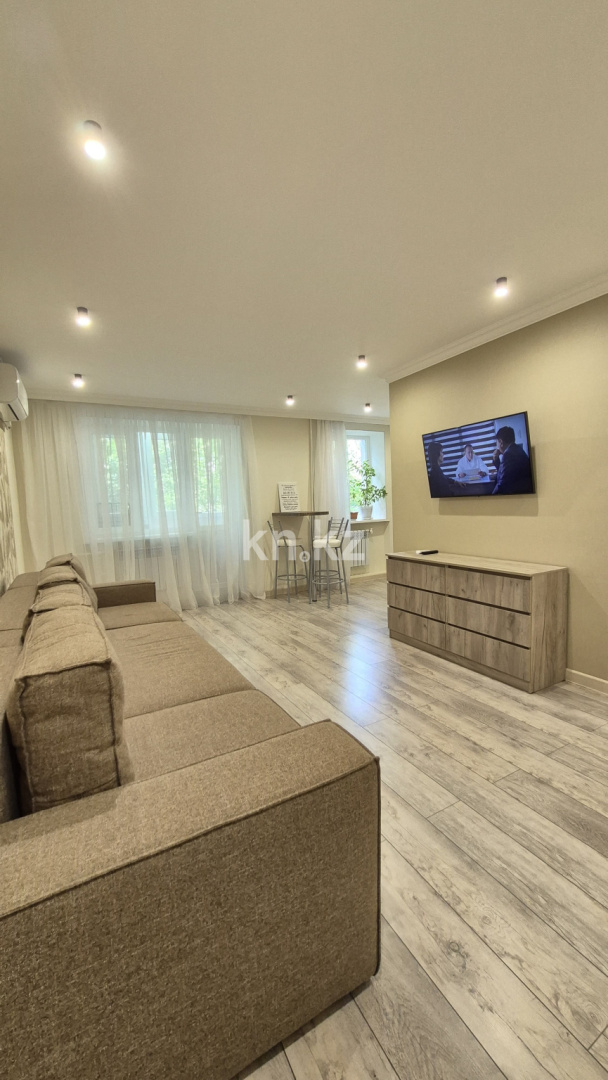 Продажа 2-комнатной квартиры, 43 м², пр. Азаттык, дом  67 - Продажа и аренда недвижимости в Атырау фото 13 из 29