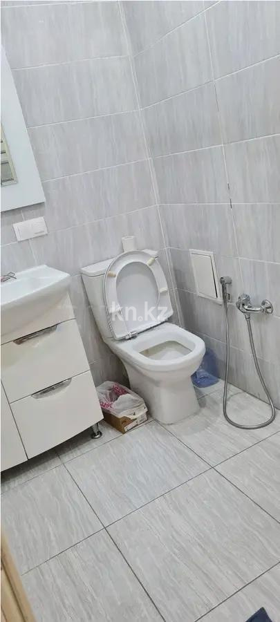 Продажа 3-комнатной квартиры, 70 м², пр. Улы Дала, дом  63 в Астане - фото 4