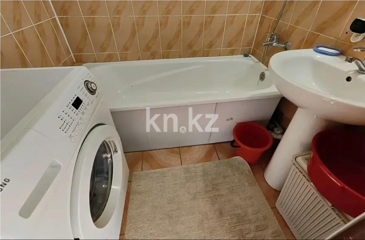 Продажа 3-комнатной квартиры, 69 м², ул. Таттимбета, дом  21 в Караганде - фото 5