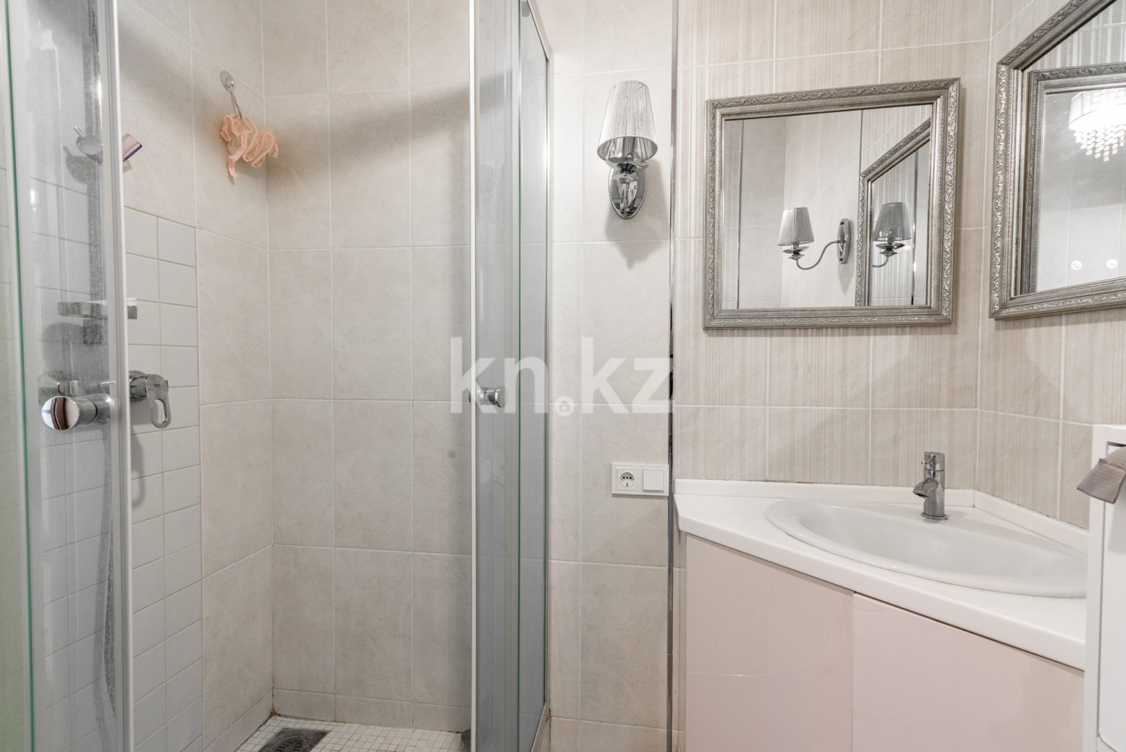 Продажа 4-комнатной квартиры, 132 м² в Алматы - фото 20