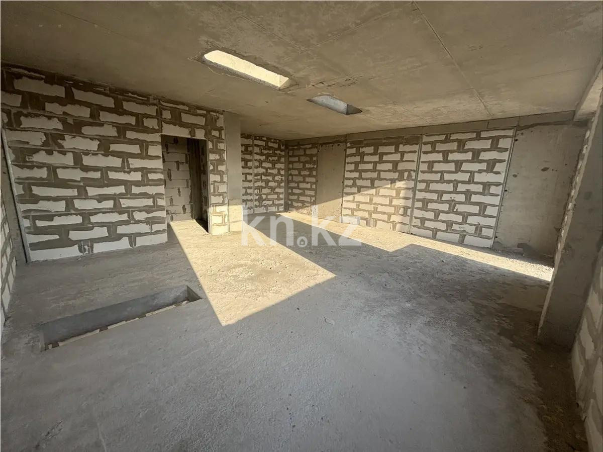 Продажа 2-комнатной квартиры, 53 м², мкр-н 20, дом  46 в Алматы - фото 2