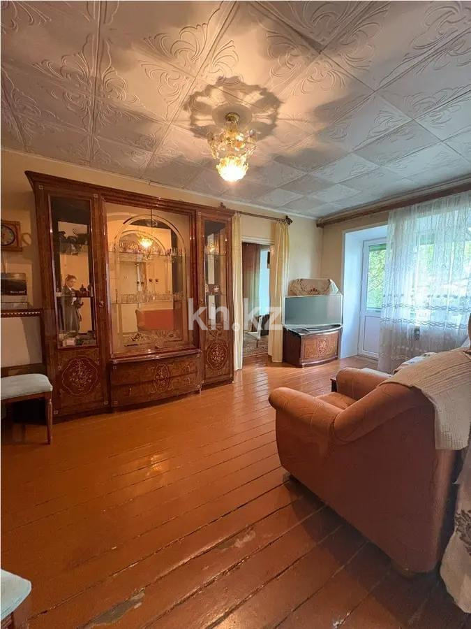 Продажа 2-комнатной квартиры, 42 м², ул. Ермекова, дом  14 - Продажа квартир в Караганде с фото фото 1 из 5