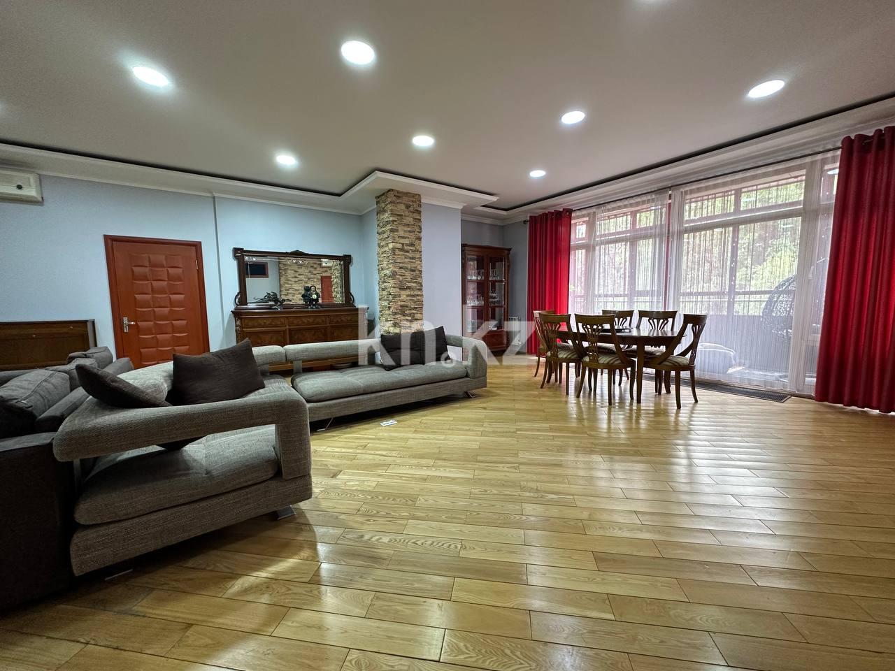 Продажа 5-комнатной квартиры, 203 м², ул. Санаторная, дом  20 - Продажа квартир в Алматы фото 1 из 15