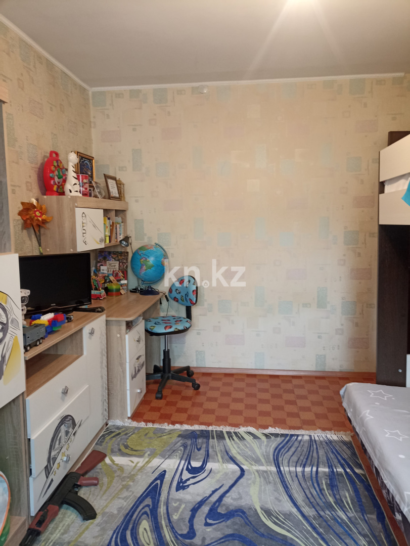 Продажа 3-комнатной квартиры, 61 м², мкр-н Мамраева (Восток-5), дом  34 - Продажа  трехкомнатных квартир в Караганде фото 9 из 15