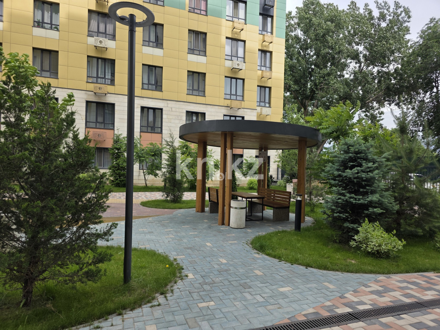 Продажа 3-комнатной квартиры, 85.9 м² в Алматы - фото 25
