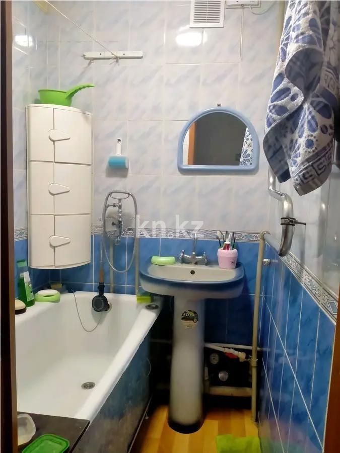 Продажа 3-комнатной квартиры, 55 м², ул. Абая, дом  80/3 - Продажа квартир в Темиртау без посредников фото 4 из 5