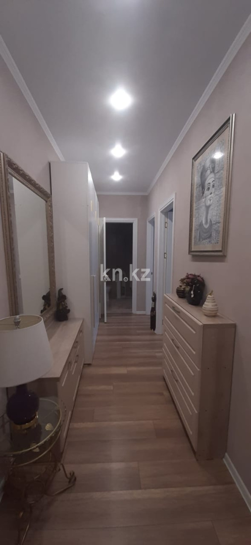 Продажа 2-комнатной квартиры, 63 м² в Караганде - фото 3