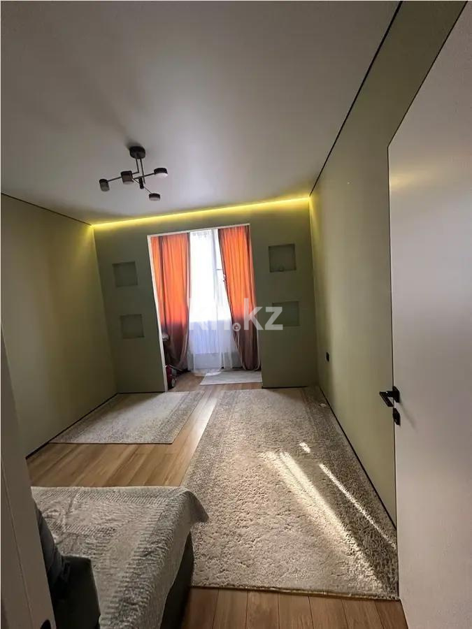 Продажа 2-комнатной квартиры, 56 м², ул. Омарова, дом  3 в Алматы - фото 2