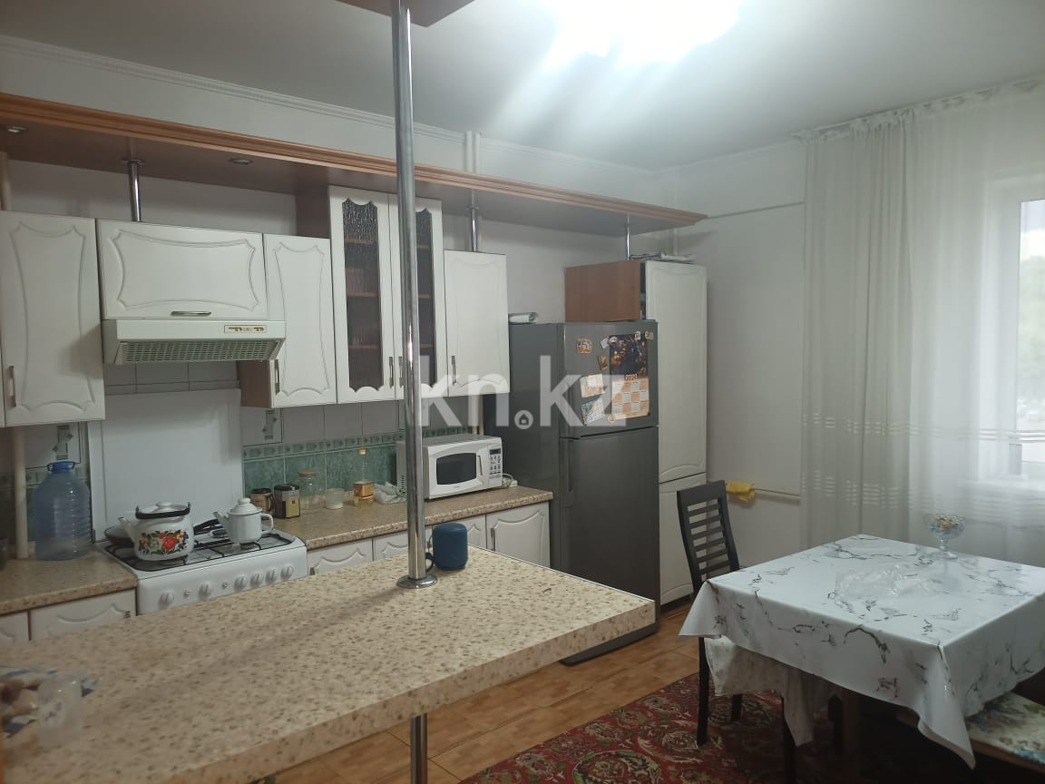 Продажа 3-комнатной квартиры, 80 м², ул. Мустай Карима - Продажа квартир в Алматы фото 1 из 6