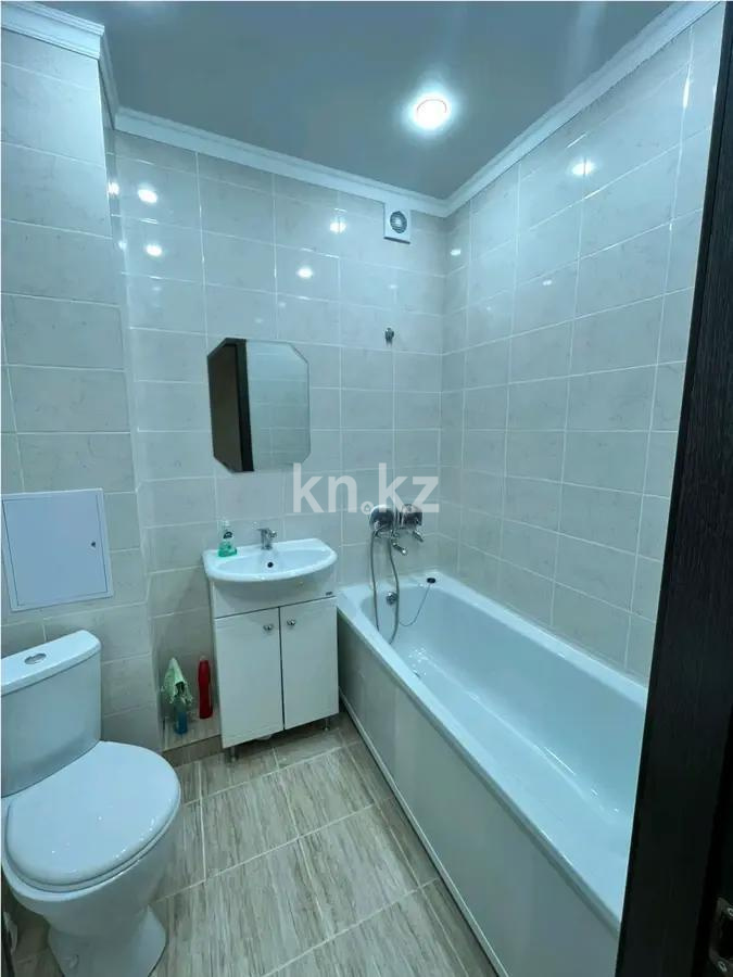 Продажа 1-комнатной квартиры, 37 м², ул. Нажимеденова, дом  17 в Астане - фото 3