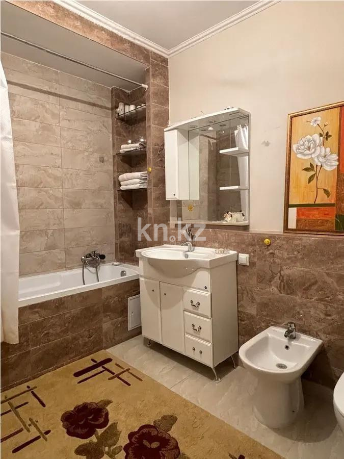 Продажа 4-комнатной квартиры, 125 м², пр. Кабанбай батыра, дом  11 в Астане - фото 6