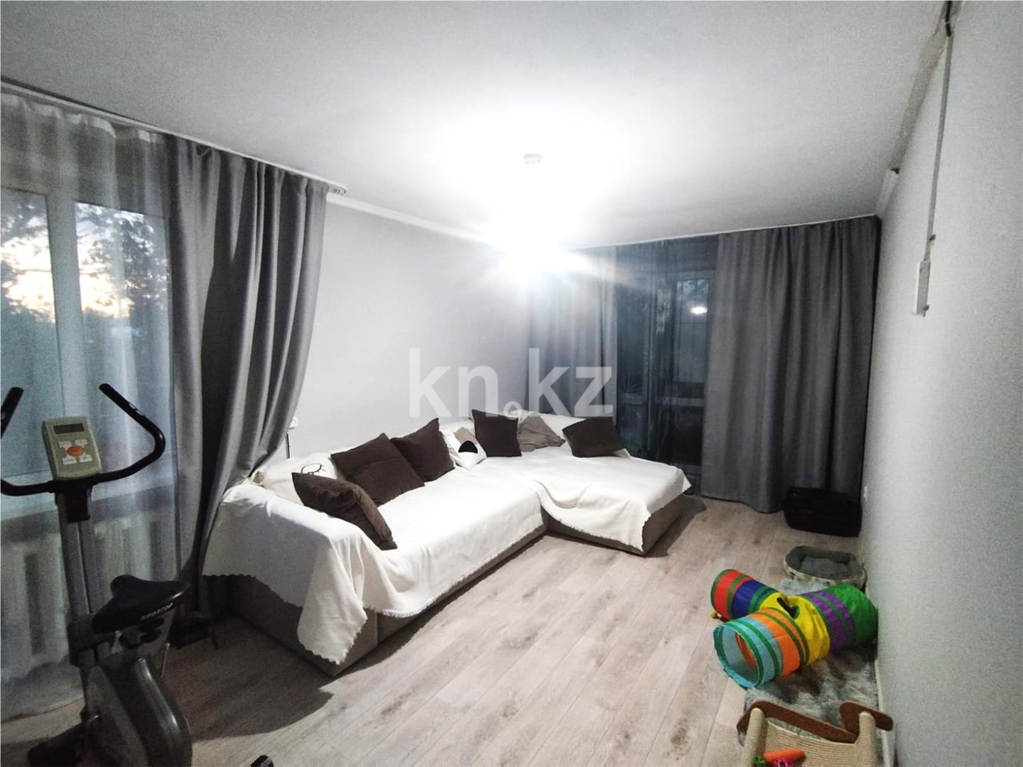 Продажа 2-комнатной квартиры, 44 м², ул. Ерубаева, дом  49 - Продажа  двухкомнатных квартир в Караганде фото 1 из 8