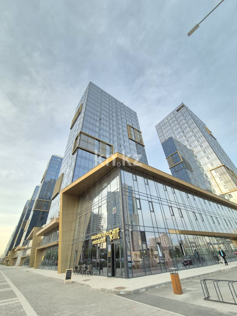 Продажа 2-комнатной квартиры, 69.5 м² в Астане