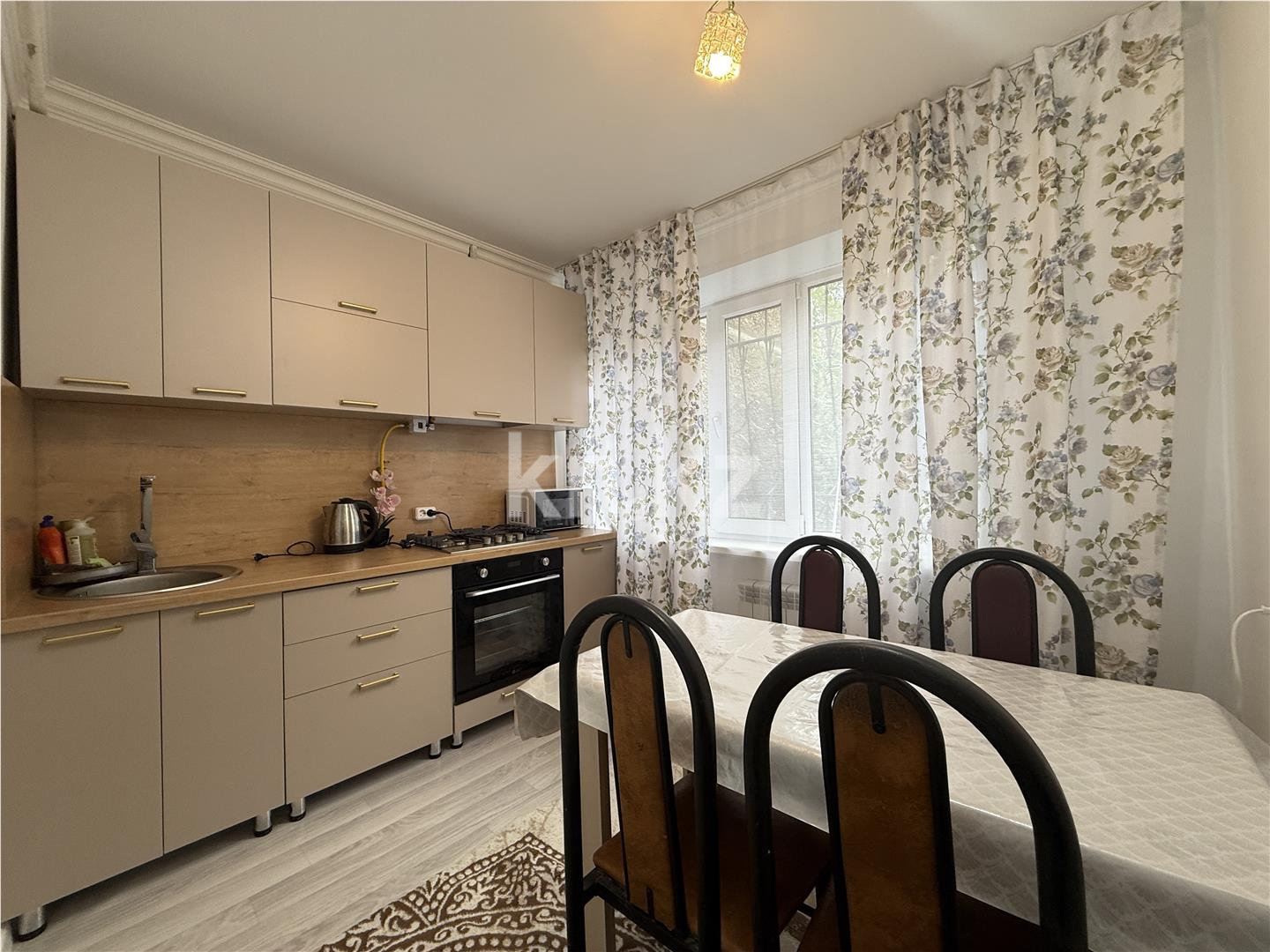 Продажа 3-комнатной квартиры, 70 м², ул. Сатыбалдина, дом  18 в Караганде - фото 10