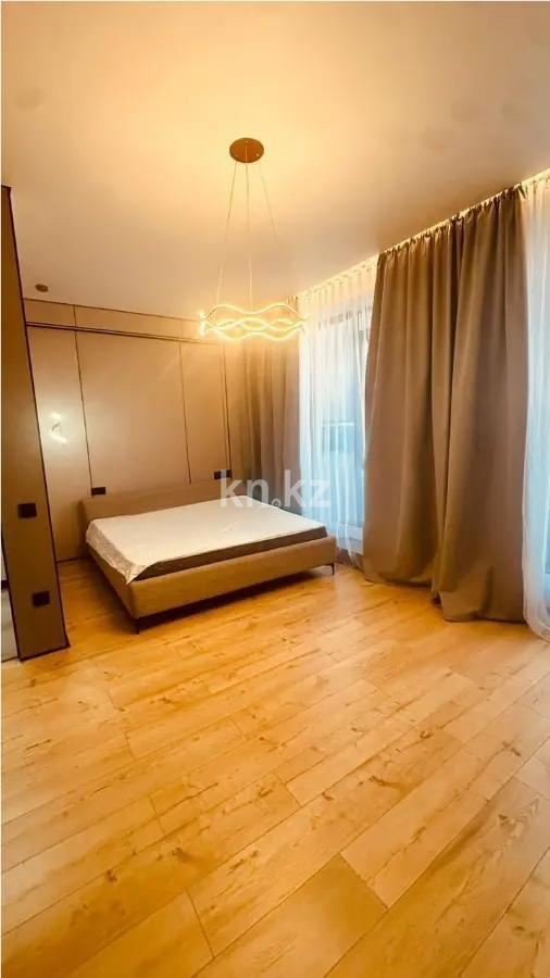 Продажа 3-комнатной квартиры, 135.8 м² в Алматы - фото 2