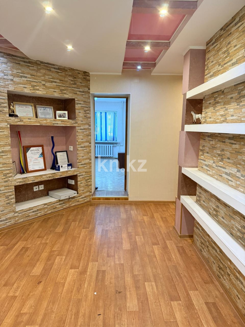 Продажа 3-комнатной квартиры, 62 м² - Продажа квартир в Казахстане - страница 2 фото 8 из 11