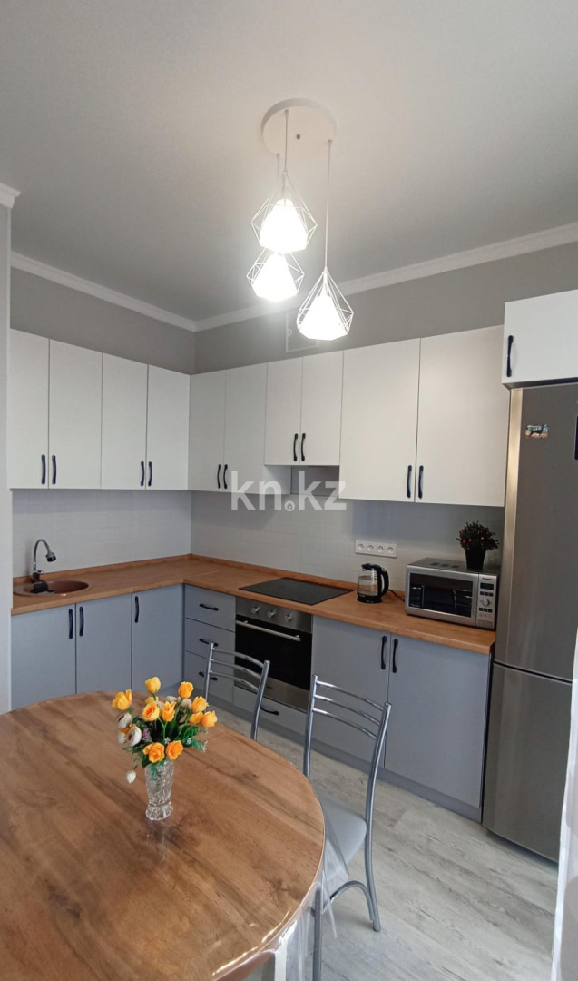 Аренда 1-комнатной квартиры посуточно, 50 м², ул. Казыбек би, дом  5а - ул. Толе би в Астане - фото 7