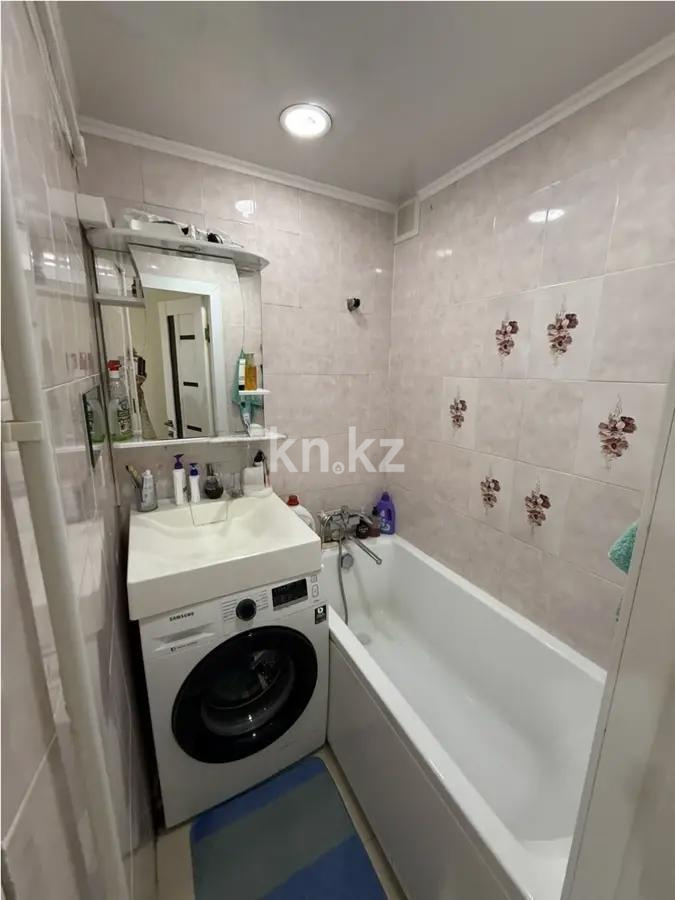 Продажа 2-комнатной квартиры, 50 м², пр. Республики, дом  14 в Караганде - фото 6