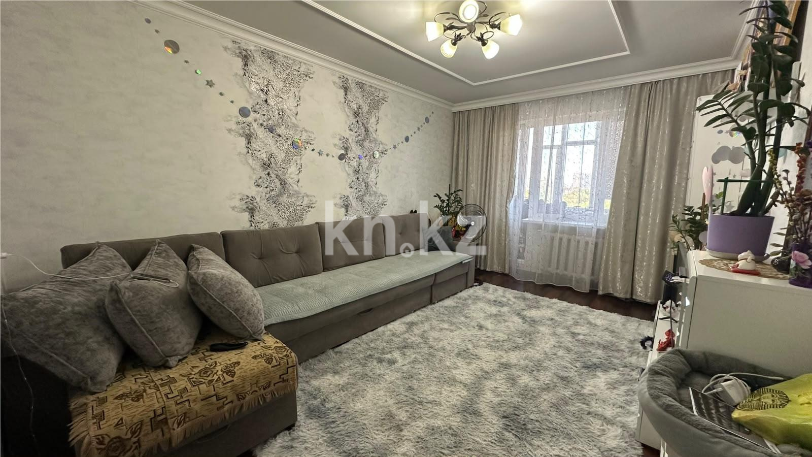 Продажа 3-комнатной квартиры, 61.1 м² - Продажа действующего бизнеса в Усть-Каменогорске фото 1 из 12