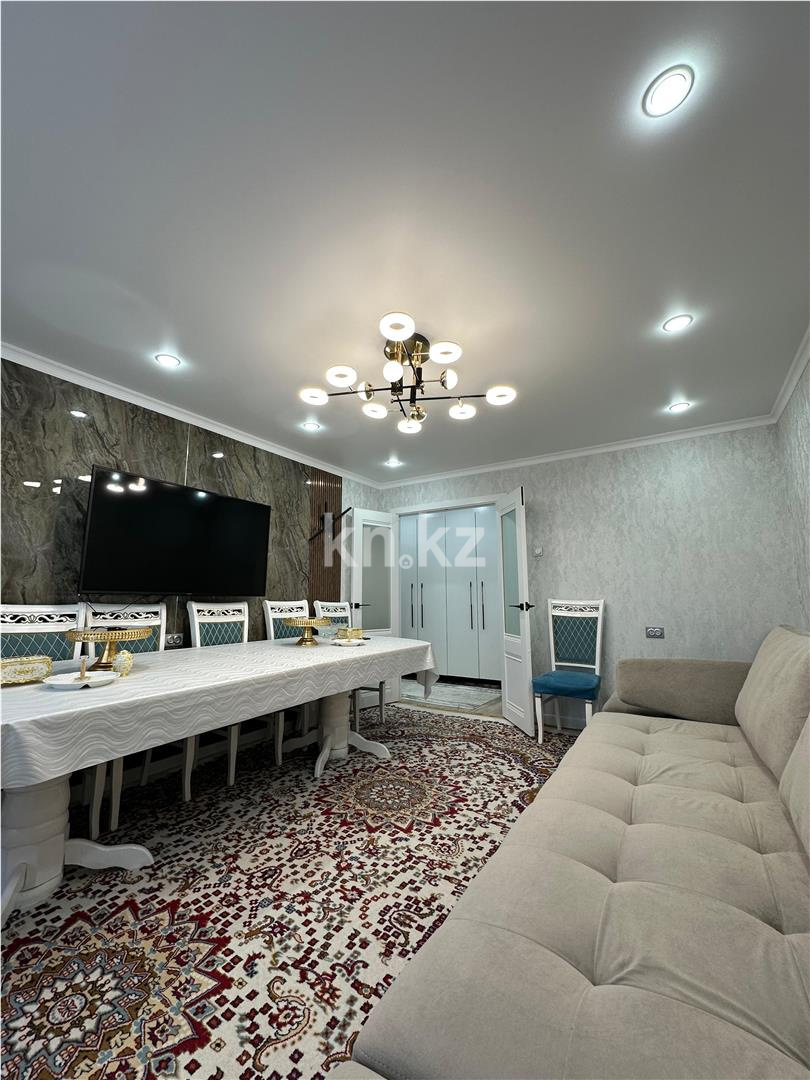 Продажа 3-комнатной квартиры, 64 м², мкр. Восток-3 - Продажа  трехкомнатных квартир в Караганде с фото фото 2 из 20