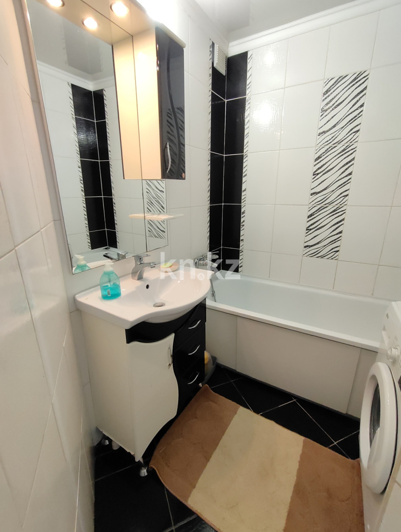 Продажа 3-комнатной квартиры, 76 м², ул. Таттимбета, дом  10 - Продажа  трехкомнатных квартир в Караганде фото 15 из 24