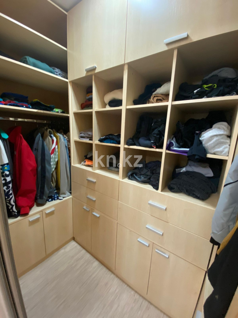 Аренда 2-комнатной квартиры, 48 м², ул. Бейбитшилик, дом  28 - пр. Богенбай батыра - Аренда жилой и коммерческой недвижимости в Астане фото 1 из 4