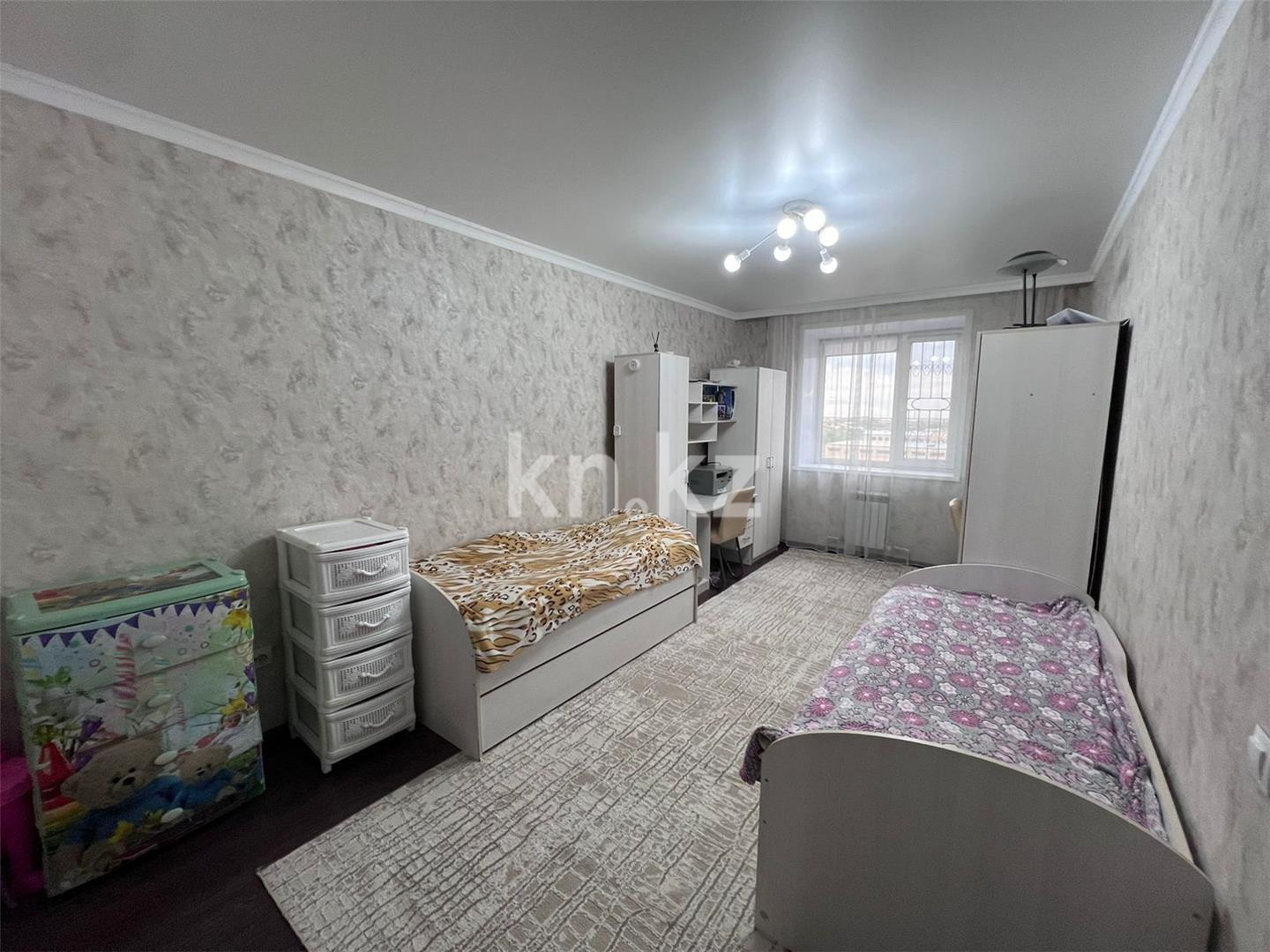 Продажа 3-комнатной квартиры, 82 м², ул. Ермекова, дом  106/6 - Продажа квартир в Караганде фото 11 из 20
