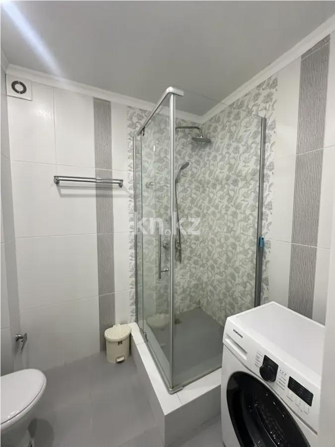 Продажа 2-комнатной квартиры, 45 м², пр. Шахтеров, дом  52Б в Караганде - фото 5