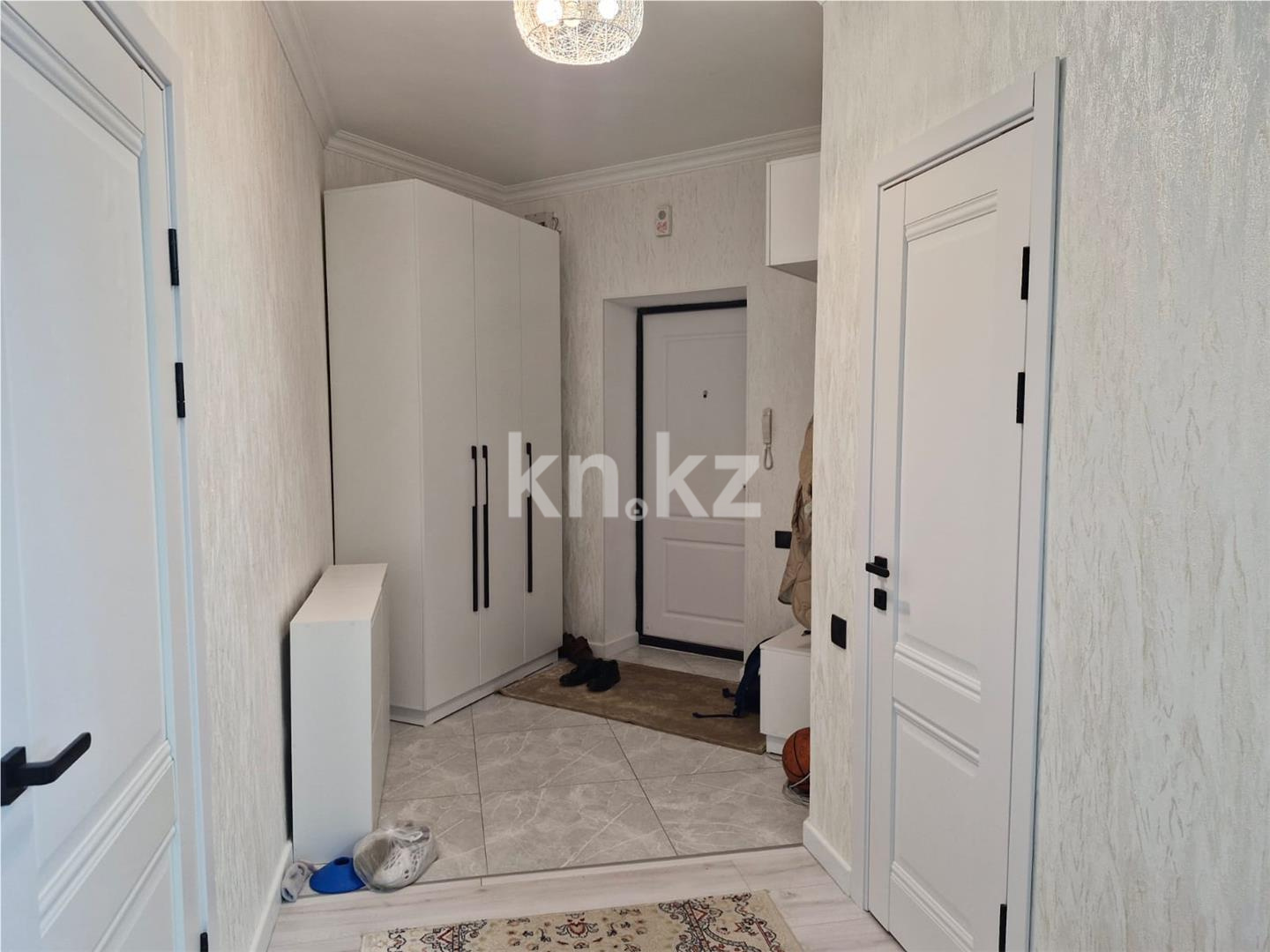 Продажа 4-комнатной квартиры, 110 м², ул. Керей, Жанибек хандар в Астане - фото 12