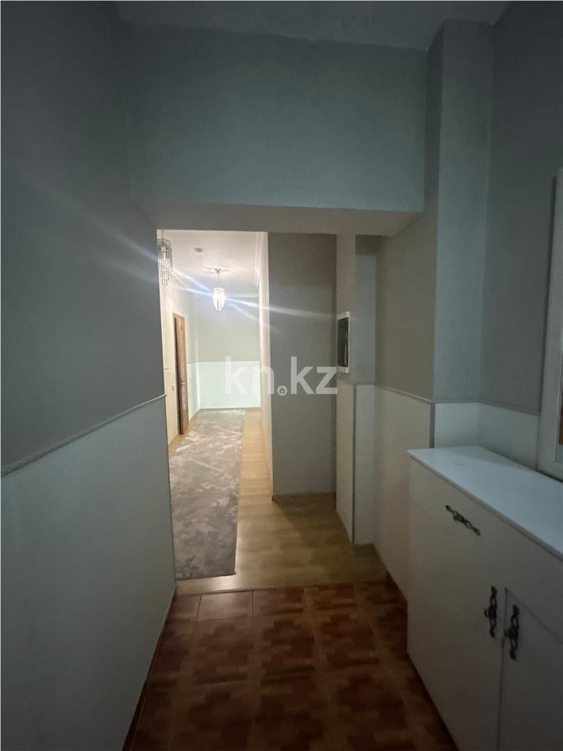 Продажа 3-комнатной квартиры, 100.2 м², ул. Достык в Астане - фото 14