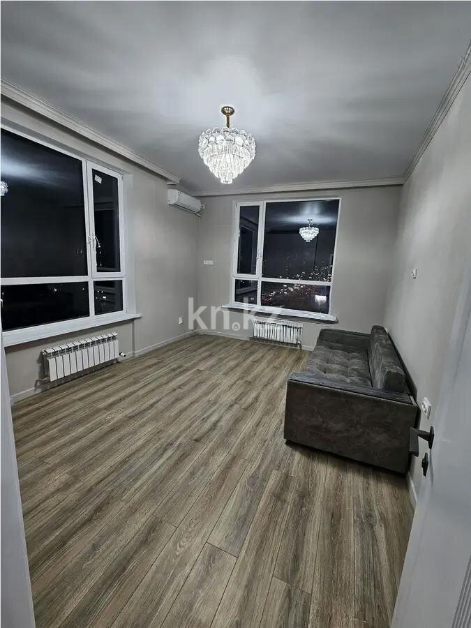 Продажа 2-комнатной квартиры, 76 м² в Астане