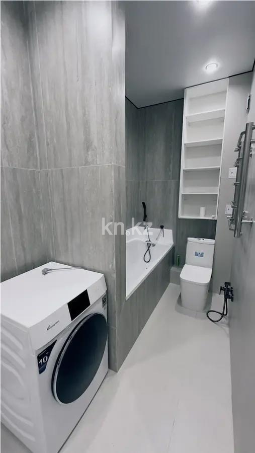 Продажа 3-комнатной квартиры, 58 м², мкр. Нуркент, дом  9/9 в Алматы - фото 3