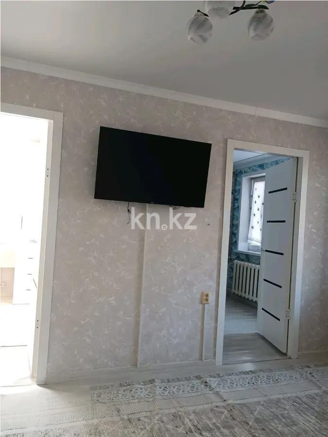 Продажа 3-комнатной квартиры, 48 м², ул. Абая, дом  72 - Продажа  трехкомнатных квартир в Темиртау фото 1 из 6