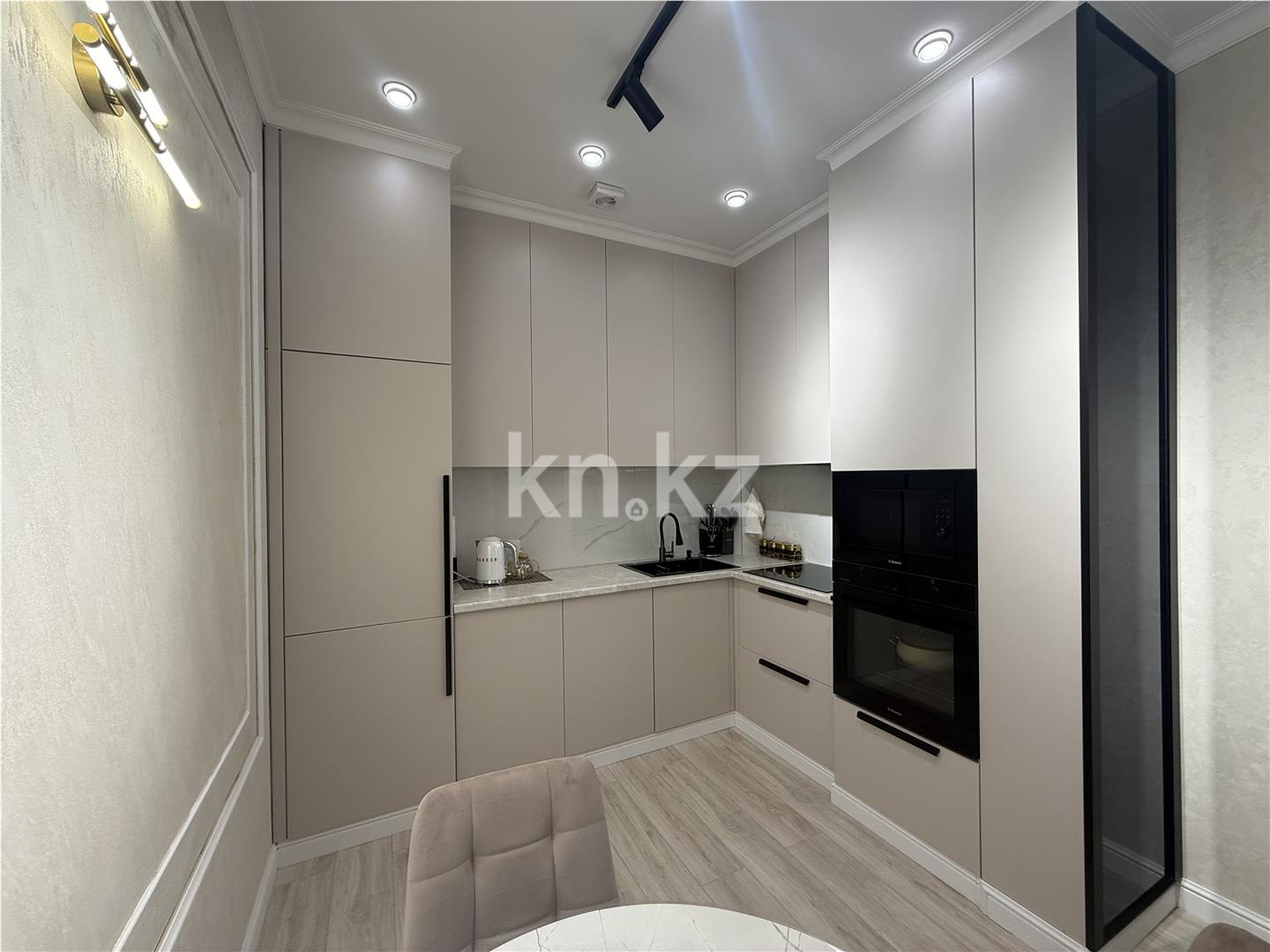 Продажа 2-комнатной квартиры, 50 м² - Продажа квартир в Караганде на Юго-Востоке - страница 10 фото 8 из 16