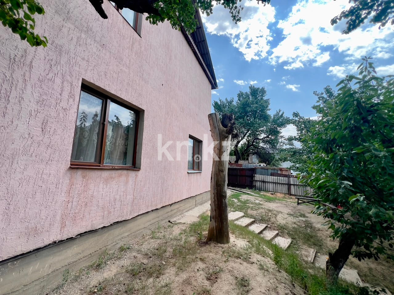 Продажа 6-комнатного дома, 208 м² - Продажа домов, коттеджей в Алматы фото 2 из 36