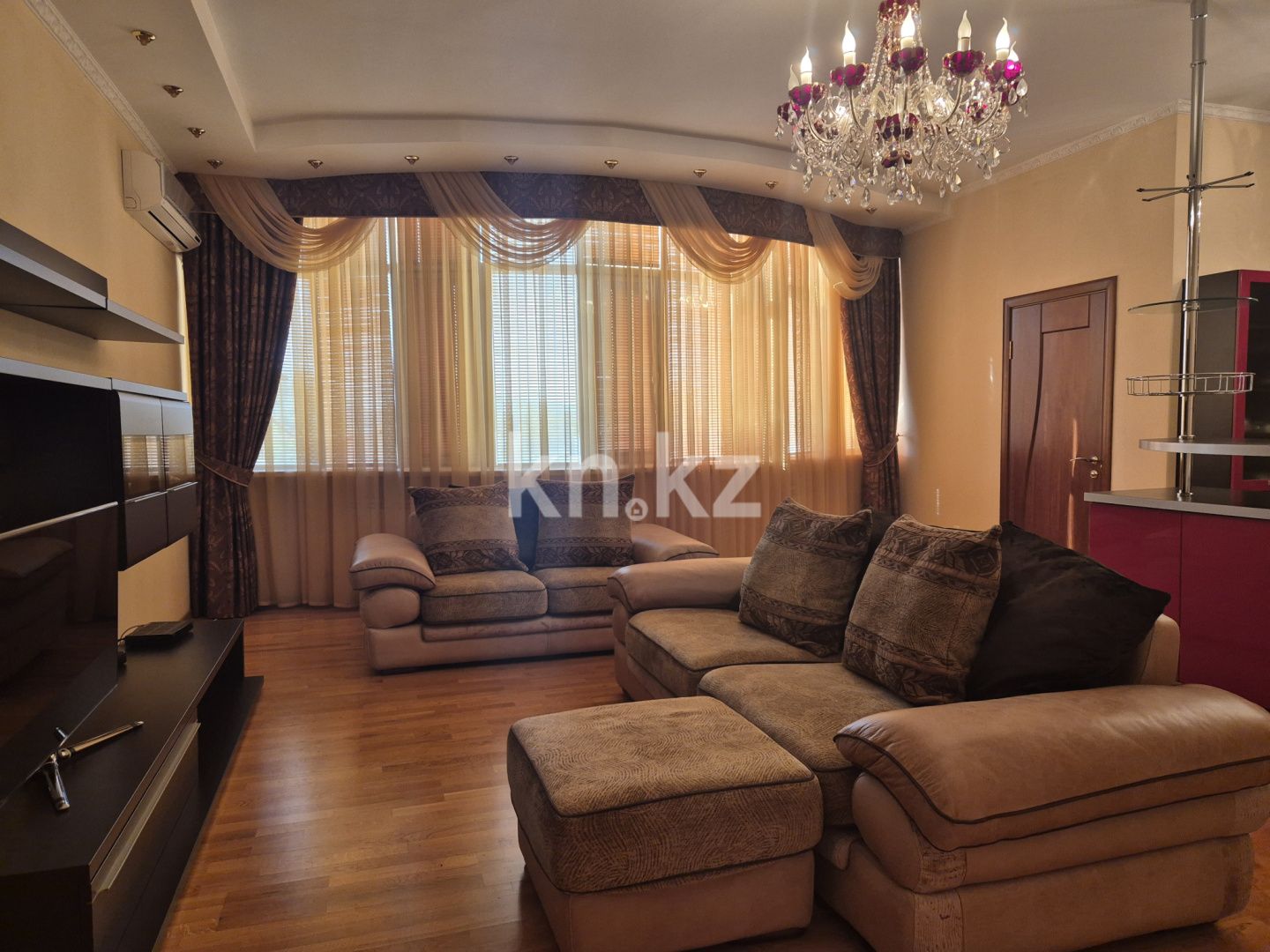 Продажа 4-комнатной квартиры, 129.6 м², ул. Смагулова, дом  56а - Продажа и аренда недвижимости в Атырау фото 15 из 34