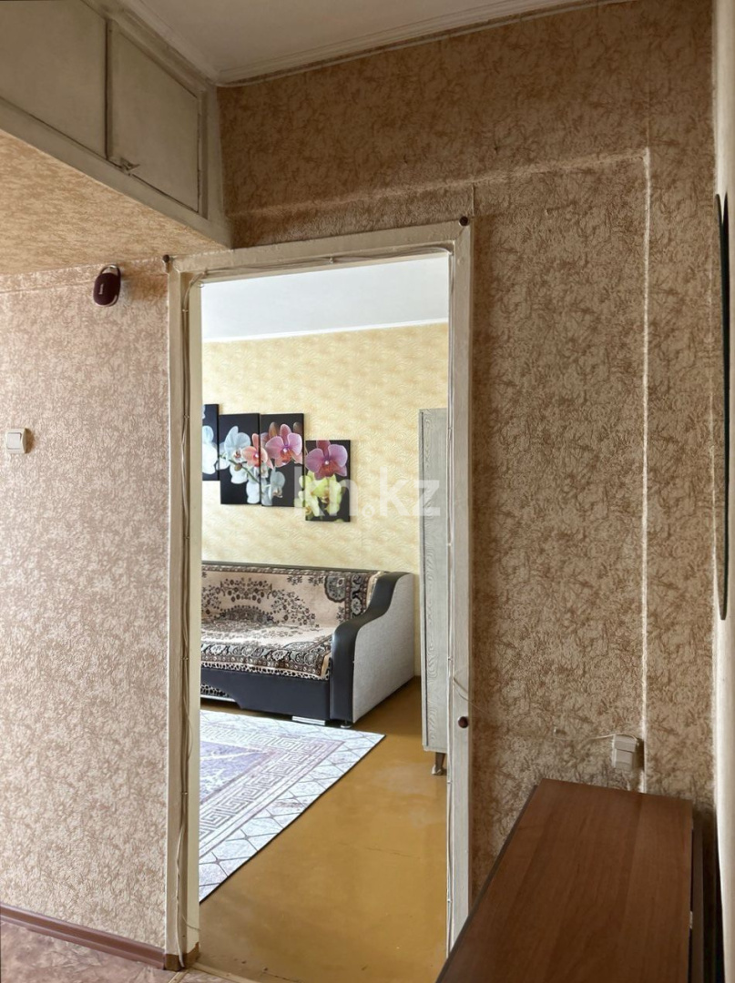 Продажа 1-комнатной квартиры, 31 м², пр. Назарбаева, дом  63/1 - Продажа квартир в Усть-Каменогорске фото 1 из 19