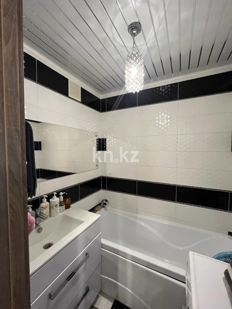 Продажа 2-комнатной квартиры, 53.1 м², 5-й мкр., дом  1 - Продажа недвижимости в Костанае фото 15 из 22