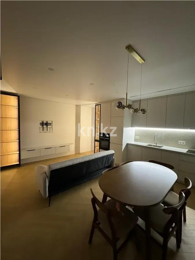 Продажа 3-комнатной квартиры, 65 м², ул. Момышулы, дом  10/12 в Алматы