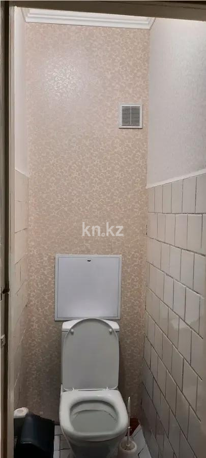 Продажа 3-комнатной квартиры, 70.3 м², ул. Маркова, дом  49 в Алматы - фото 3