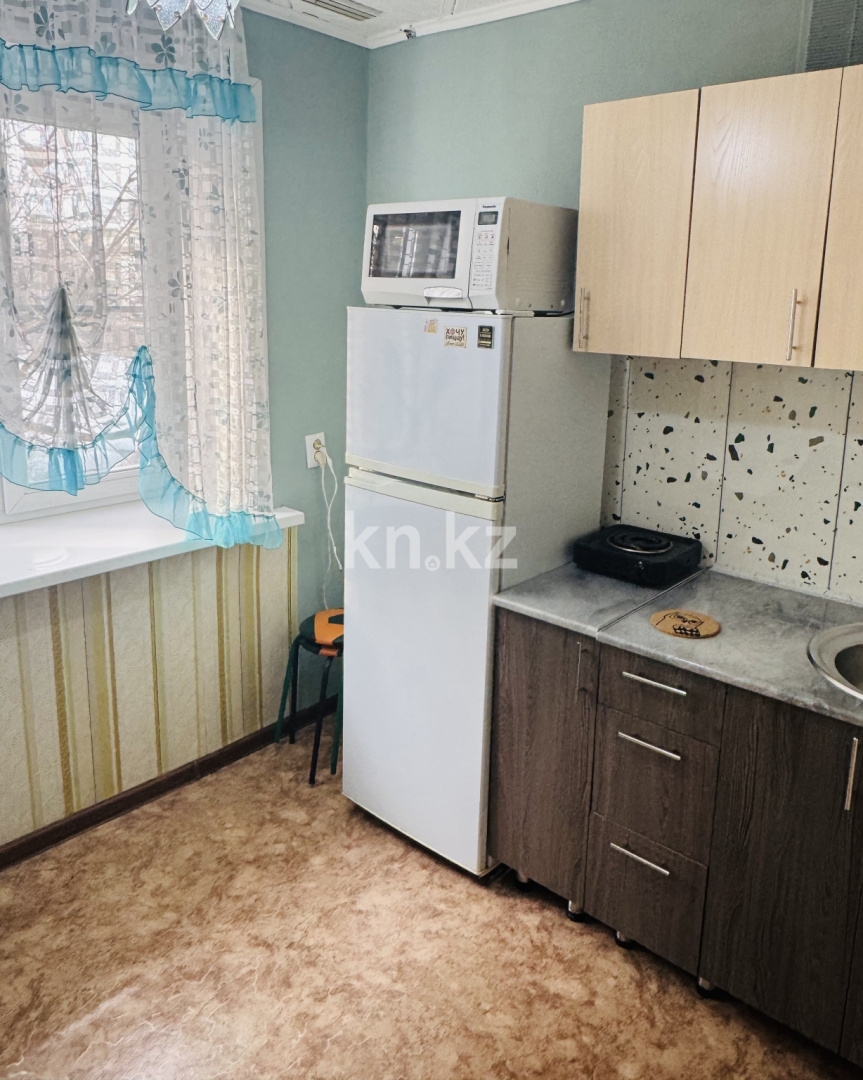 Аренда 1-комнатной квартиры посуточно, 30 м², пр. Назарбаева, дом  11 - Продажа квартир в Усть-Каменогорске фото 7 из 10