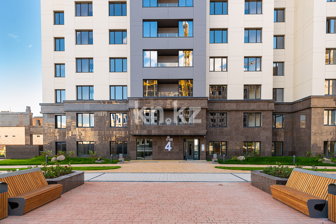 Продажа 4-комнатной квартиры, 92 м², ул. Туркестан, дом  28 в Астане - фото 10